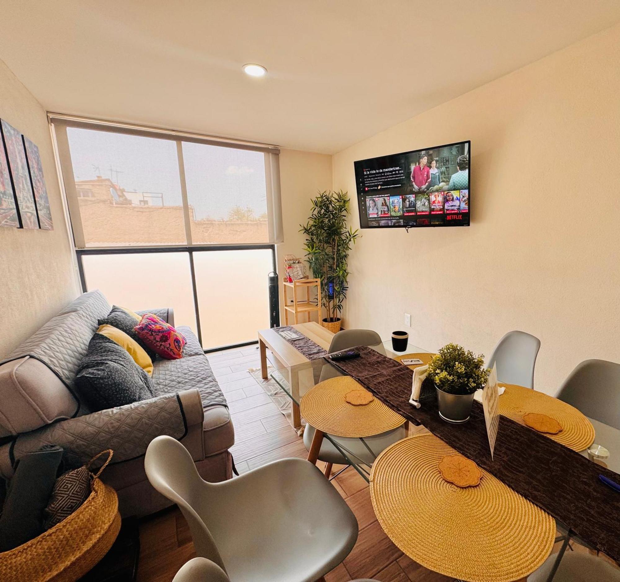 Apartment Cozy 2 Bedrooms 18 Min Away From The Airport